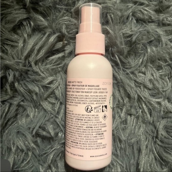 Nyx makeup bundle - Picture 2 of 7